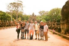 吳哥窟寺探險之旅 - 暹粒旅遊指南 - 柬埔寨出租車出租車 - south-gate-angkor-thom.jpg